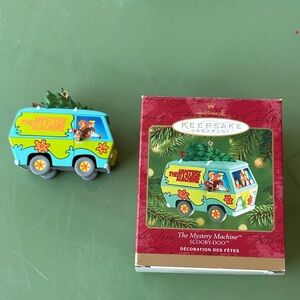 Hallmark Mystery Machine Ornament - Blue and Green 2001